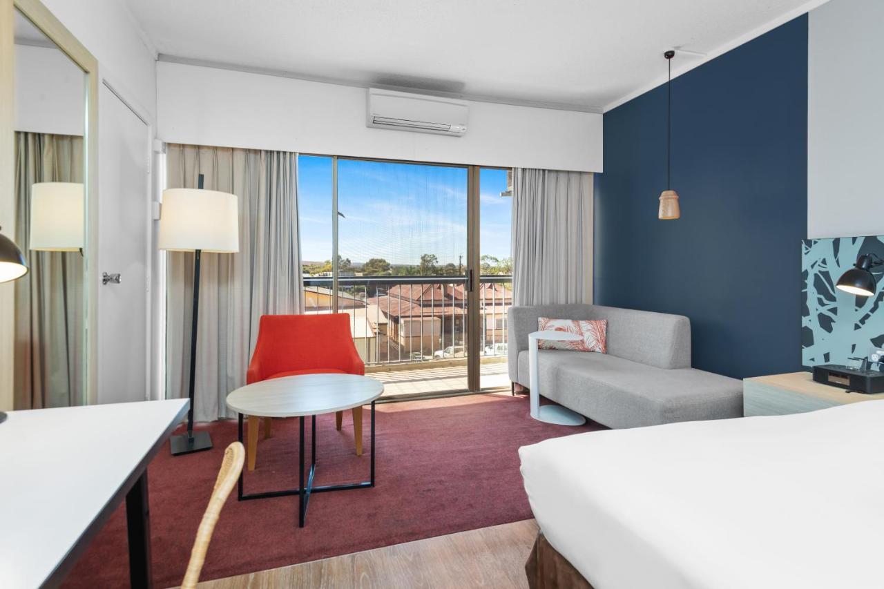 The Plaza Hotel Kalgoorlie Zewnętrze zdjęcie